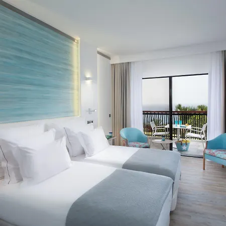 Baia Azul Hotel Funchal (Madeira)