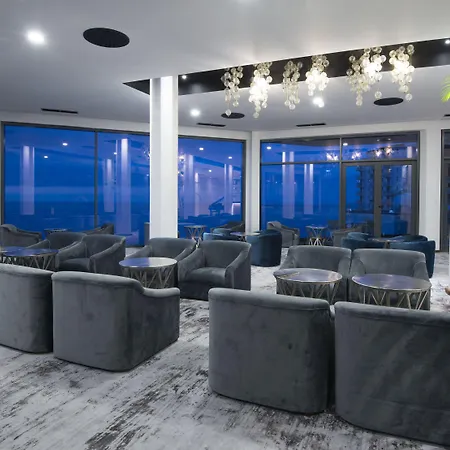 فندق Baia Azul 4*