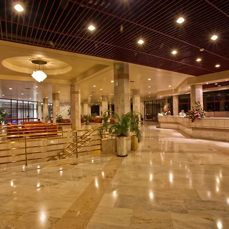 バイア アズール 4* フンシャル