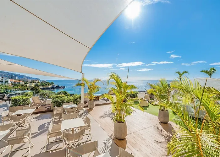 Baia Azul 4* فونشال