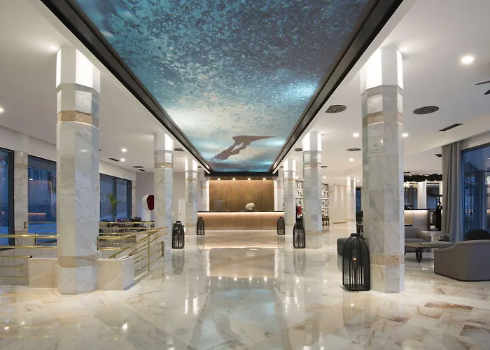 Baia Azul Hotel Funchal (Madeira)