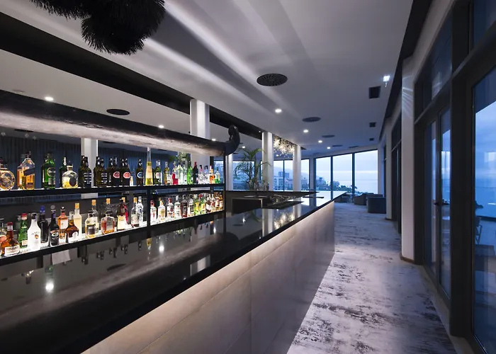 Baia Azul 4* Funchal (Madeira)