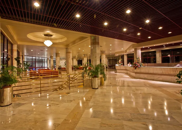 Baia Azul 4* فونشال