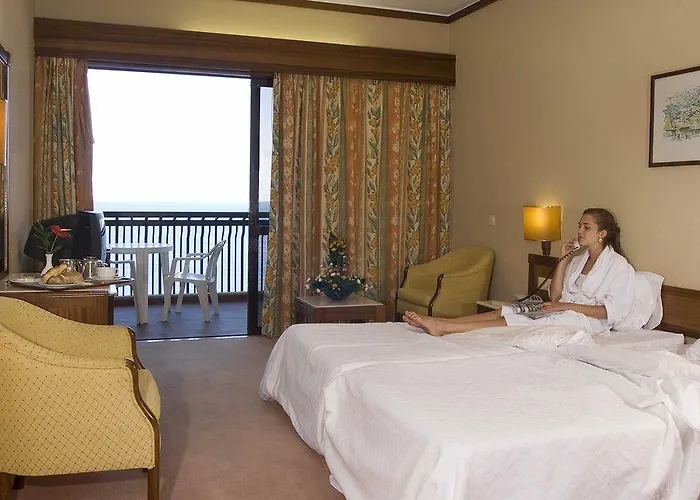 Baia Azul Hotel Funchal (Madeira)