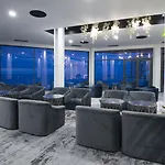 فندق Baia Azul 4*
