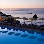 Baia Azul 4* فونشال