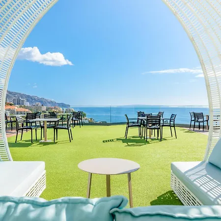 Baia Azul 4* Funchal (Madeira)