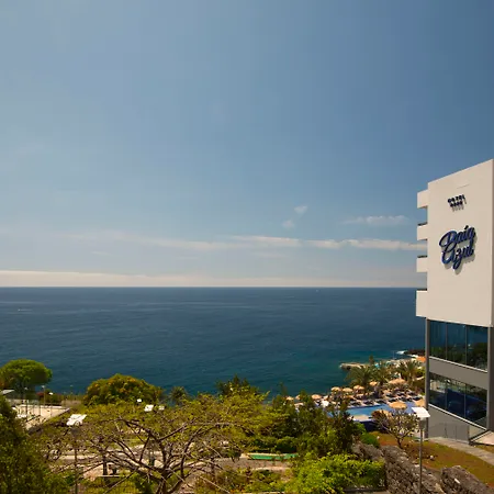 Baia Azul Hotel 4*