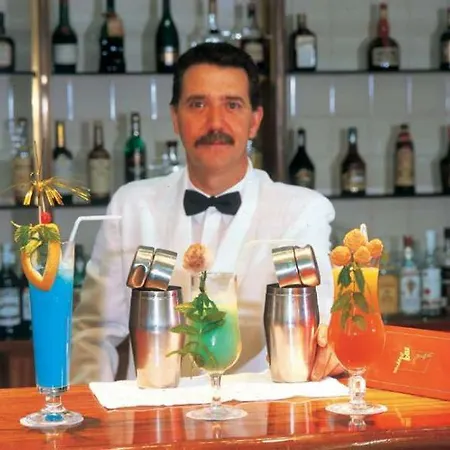 Baia Azul Hotel 4*