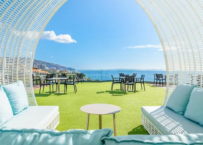 Baia Azul 4* Funchal (Madeira)