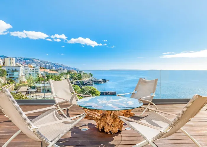 Szálloda Baia Azul Funchal