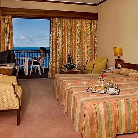 Hotel Baia Azul 4*